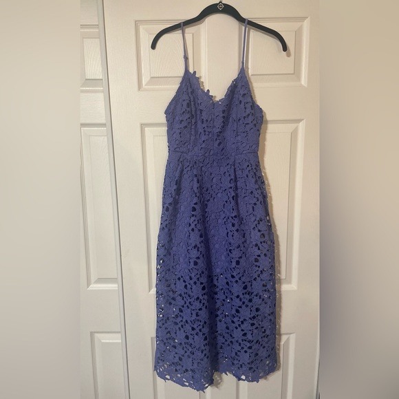 ASTR the Label Lavender Lace Midi Dress MEDIUM - Picture 3 of 14
